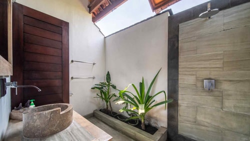 3BR: Cozy Villa in center of Seminyak 21 Hombali.com