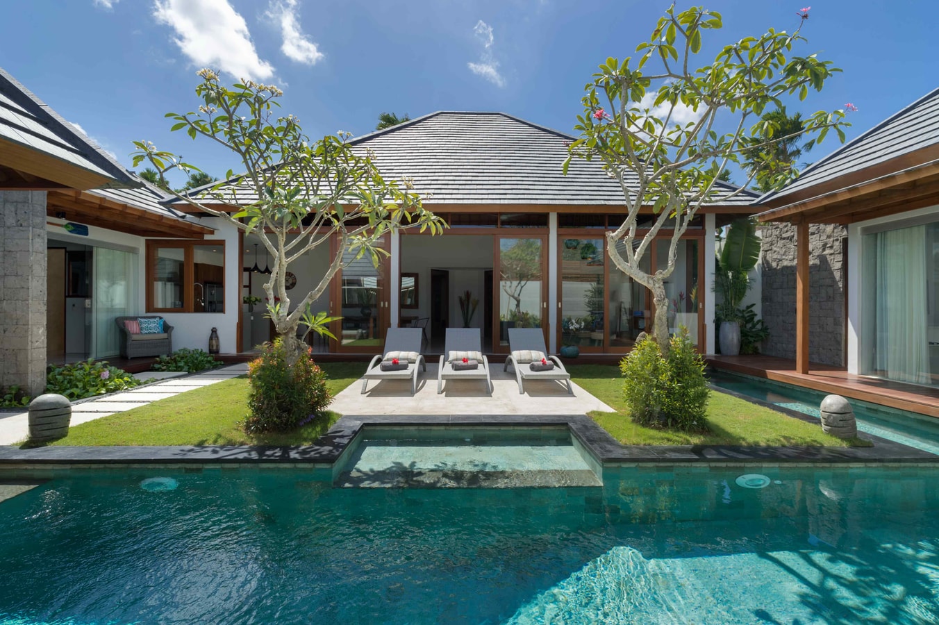 4BR: Cozy and Modern Villa in Seminyak