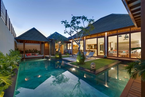 4BR: Cozy and Modern Villa in Seminyak 0 Hombali.com