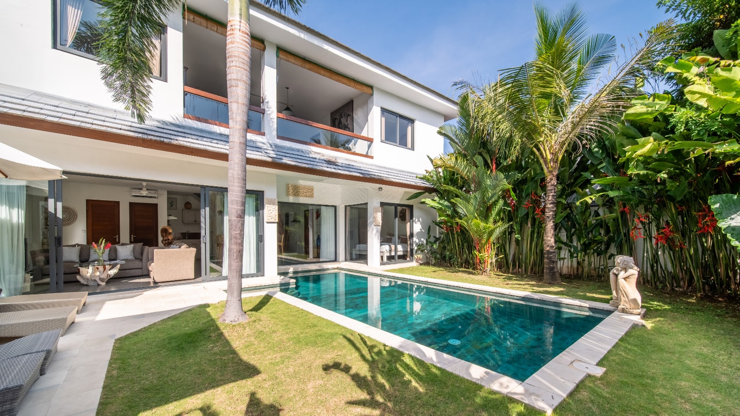 3BR: Spacious and Modern Villa in Seminyak