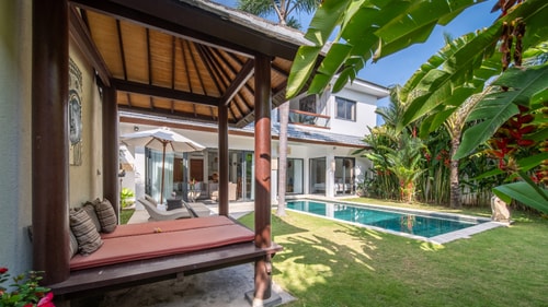 3BR: Spacious and Modern Villa in Seminyak 39 Hombali.com