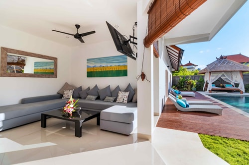 7BR: Family Villa with 2 Pools 50 Bali Real Estate