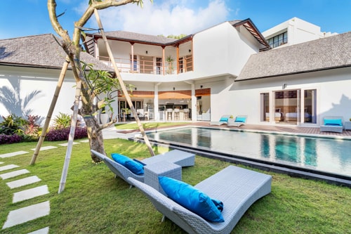 7BR: Family Villa with 2 Pools 52 Bali Real Estate