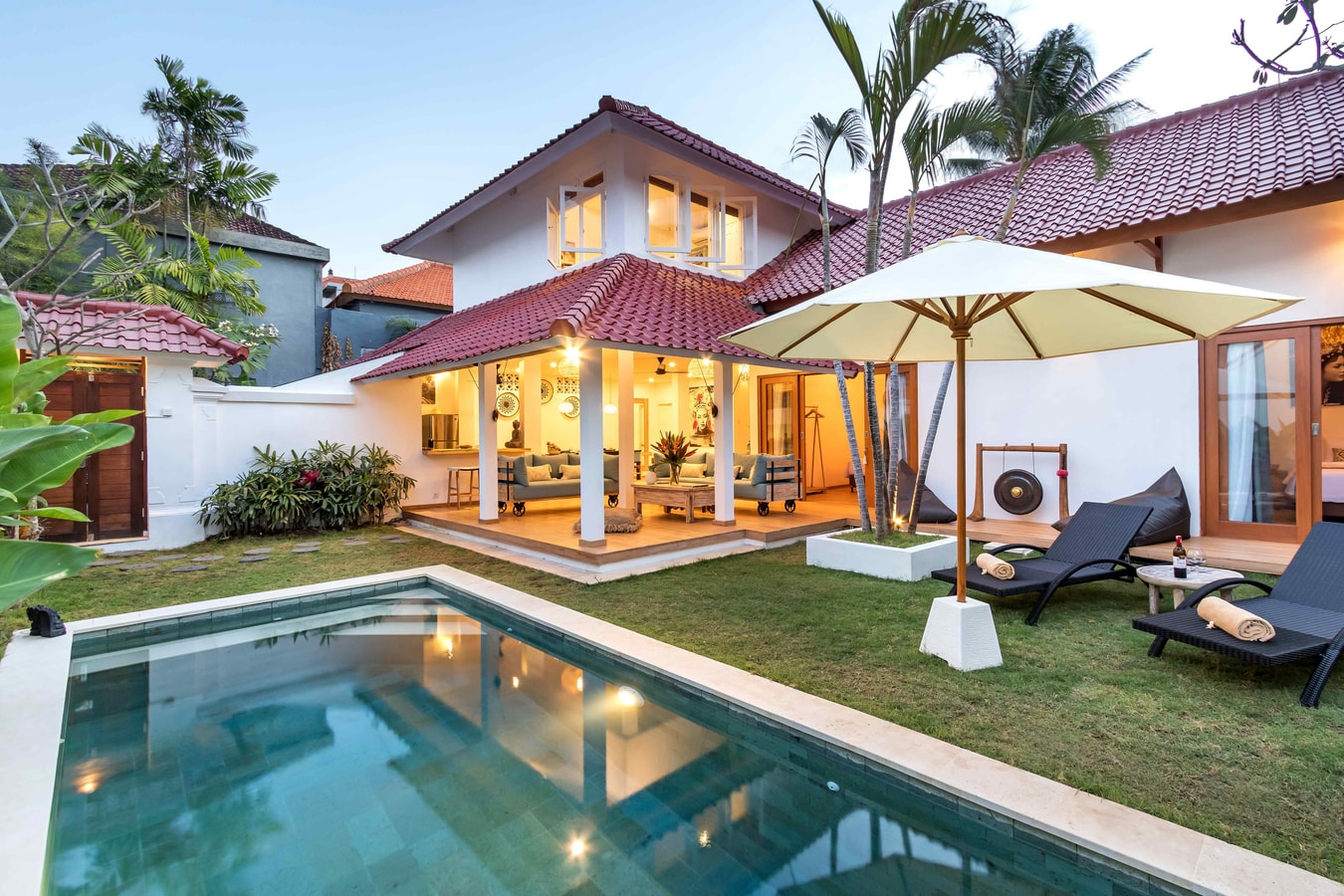 Cozy 3BR Villa with pool in Seminyak