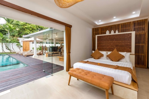 4BR Stunning Seminyak Villa 18 Bali Real Estate