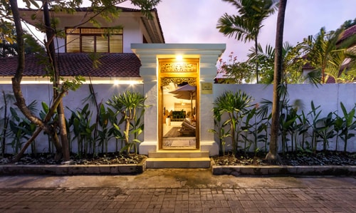 4BR Stunning Seminyak Villa 61 Bali Real Estate