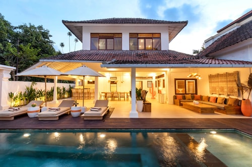 4BR Stunning Seminyak Villa 63 Hombali.com