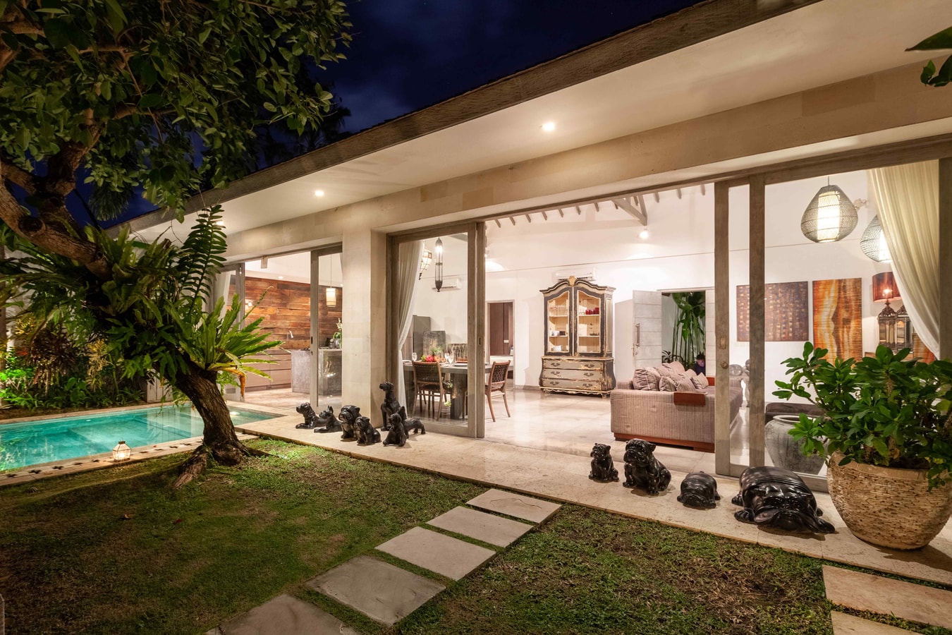 3BR Villa Near Finns Recreation in Canggu