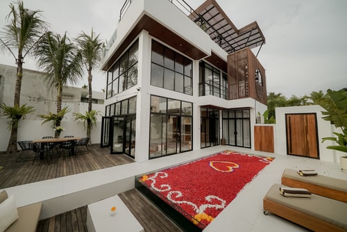 4BR: Wood Concept villa in @Pererenan 21 Bali Real Estate