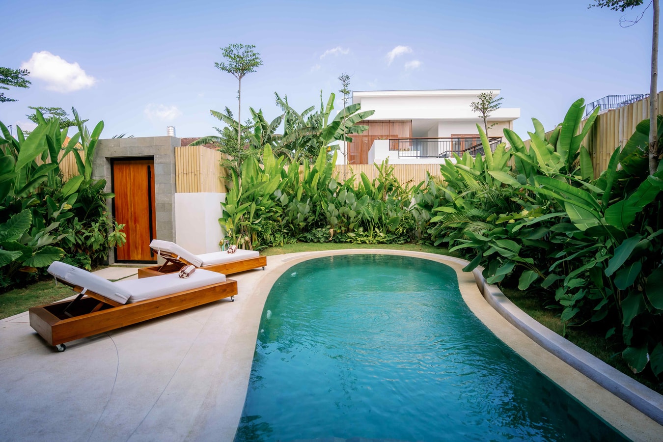 2BR: with Rooftop and Plunge Pool @Canggu