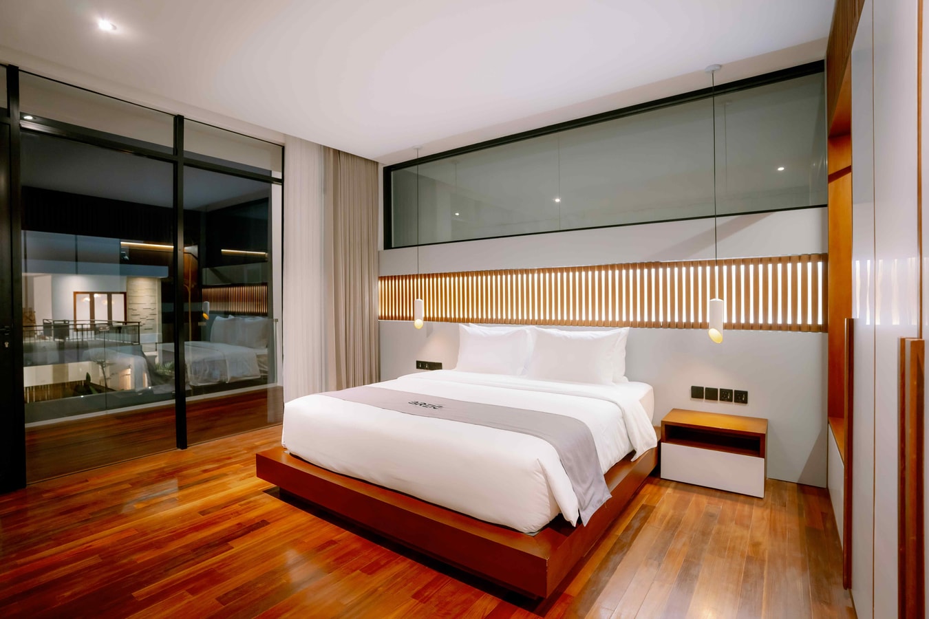 2BR: with Rooftop and Plunge Pool @Canggu