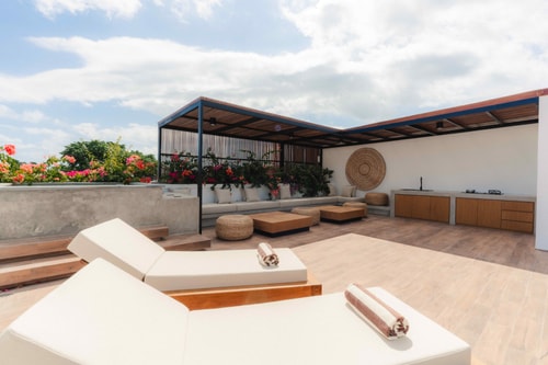 3BR: w/ Sunken living and Plunge Pool Rooftop #1 22 Bali Real Estate