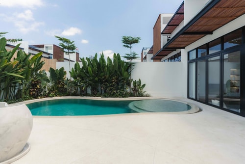 3BR: w/ Sunken living and Plunge Pool Rooftop #1 42 Bali Real Estate