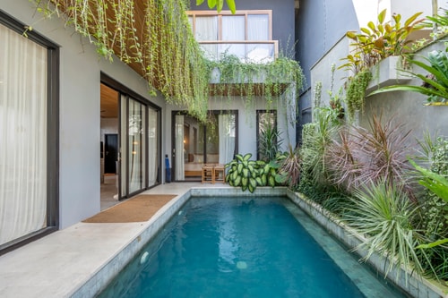 Modern 3BR Villa w/ Private Pool close to Beach 7 Bali Real Estate