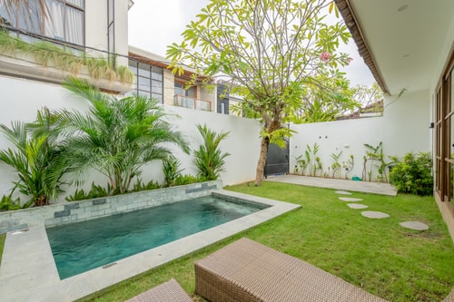 Beautiful 2BR Villa with Pool & Garden in Berawa 20 Bali Real Estate