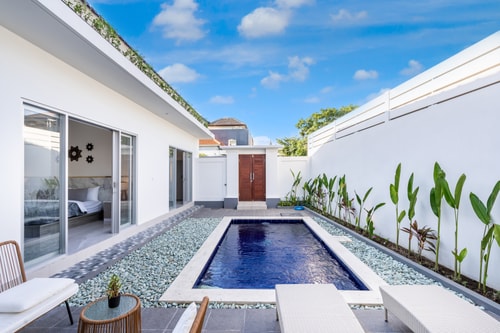 Twin Villas: 4 Bedrooms and 2 Private Pools 30 Bali Real Estate