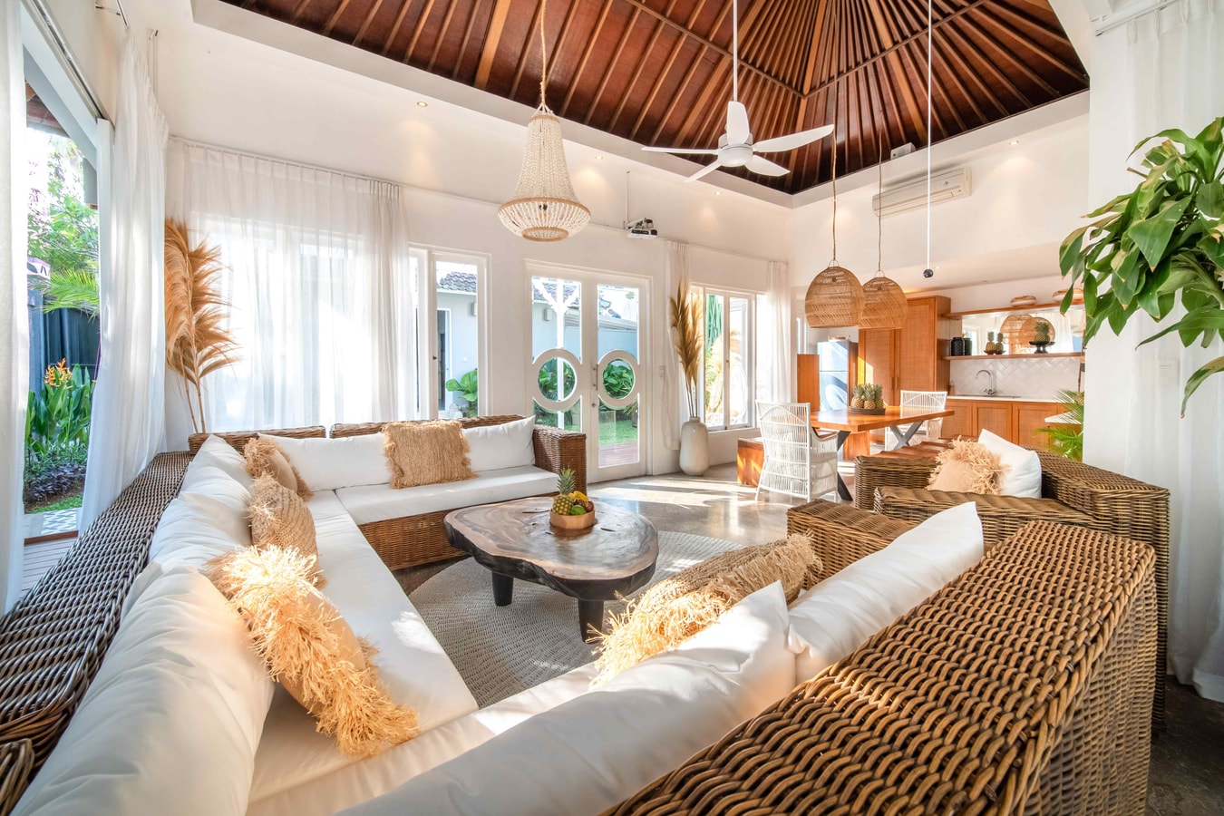 6BR: Family Villa Near the Beach @Canggu