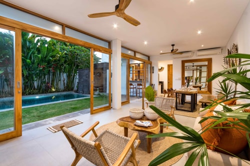 4BR: Tropical Villa in @Pererenan 52 Bali Real Estate