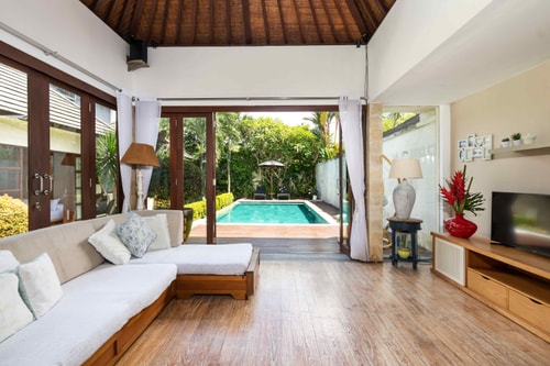 3BR: Spacious Villa in Central Canggu 2 Bali Real Estate