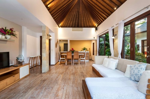 3BR: Spacious Villa in Central Canggu 33 Bali Real Estate