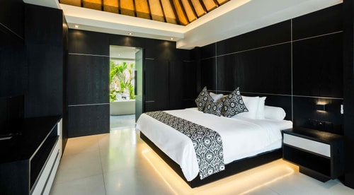 5BR: Spacious Balinese Villa for Family in @Berawa 28 Hombali.com