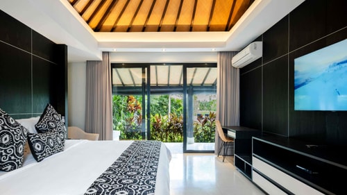 5BR: Spacious Balinese Villa for Family in @Berawa 29 Bali Real Estate