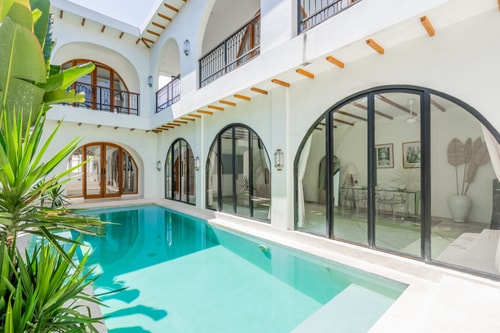 Modern 3BR Villa with Pool, Rooftop, & BBQ Grill 0 Bali Real Estate