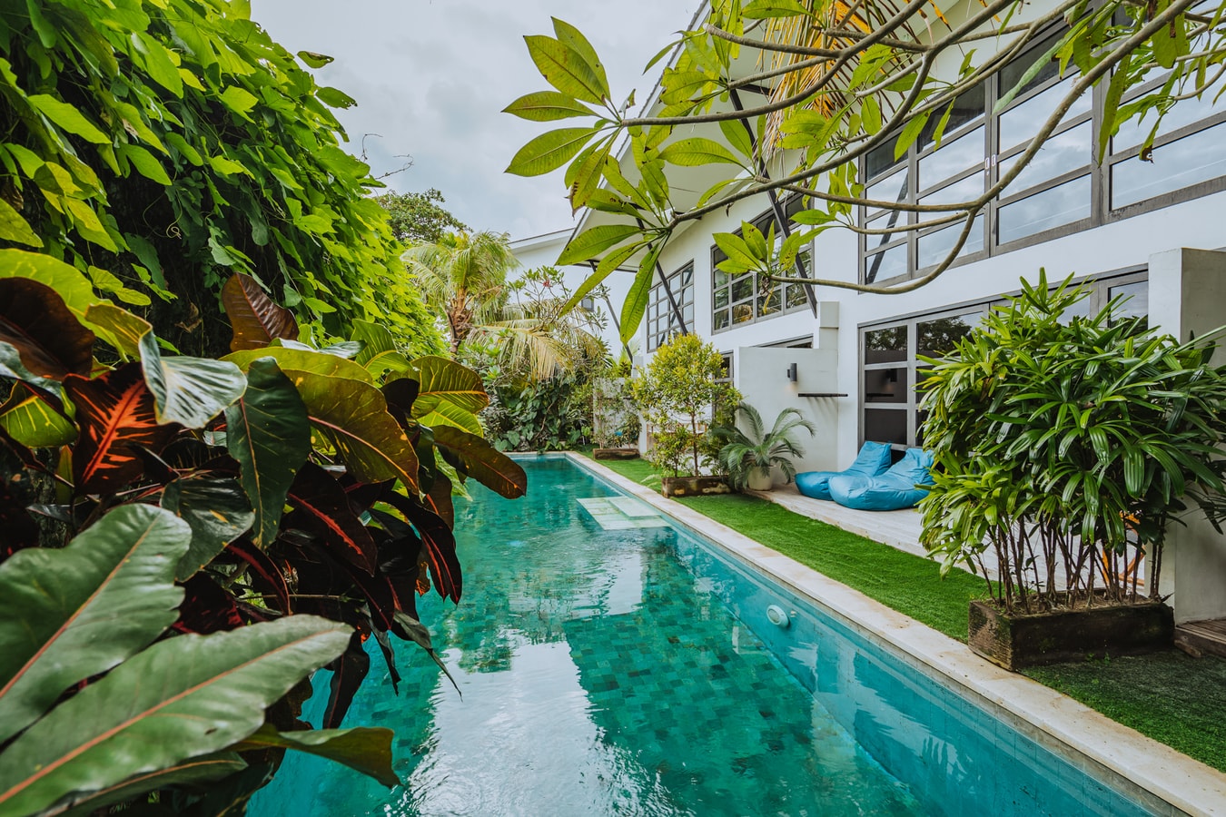 1BR Chic Villa w/ Pool - 3 Min to Berawa Beach