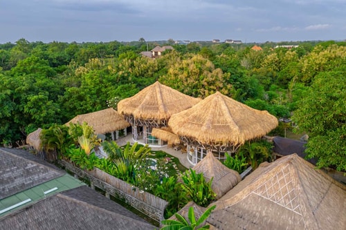 2BR: Villa Near the Beach @Jimbaran 62 Bali Real Estate