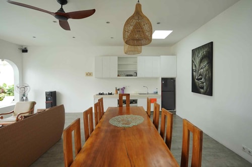 3BR Villa Surrounded Tropical Nature @Seminyak 3 Hombali.com