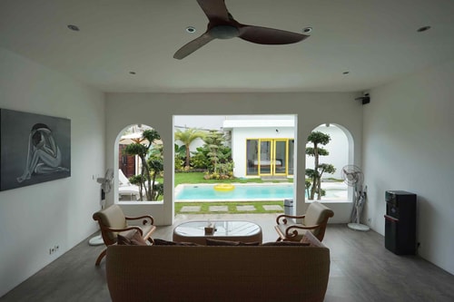 3BR Villa Surrounded Tropical Nature @Seminyak 4 Bali Real Estate