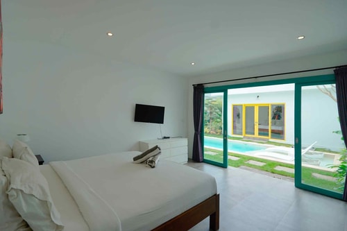 3BR Villa Surrounded Tropical Nature @Seminyak 1 Bali Real Estate