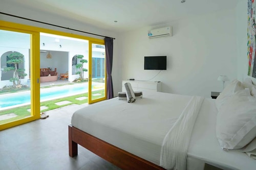 3BR Villa Surrounded Tropical Nature @Seminyak 18 Bali Real Estate