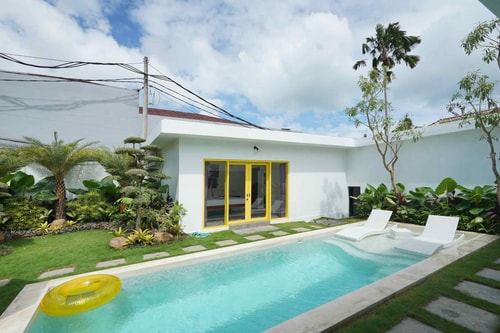 3BR Villa Surrounded Tropical Nature @Seminyak 22 Bali Real Estate