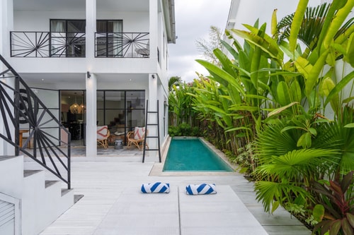 Tropical Canggu 3BR Villa | Pool, 2 mins to Beach