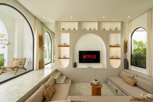 Mediterranian Canggu Villa 2BR, Pool & Paddy Views