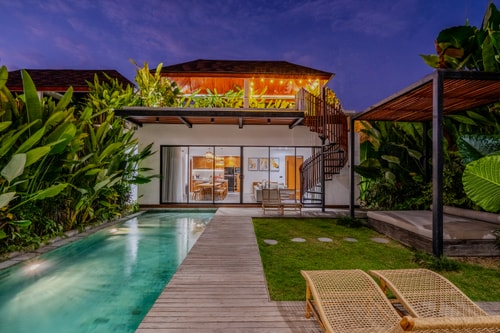 Luxurious 4BR Villa with Long Pool & Rooftop 0 Bali Real Estate