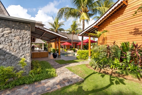 4BR: Wide Space Villa Near @Seminyak 5 Hombali.com