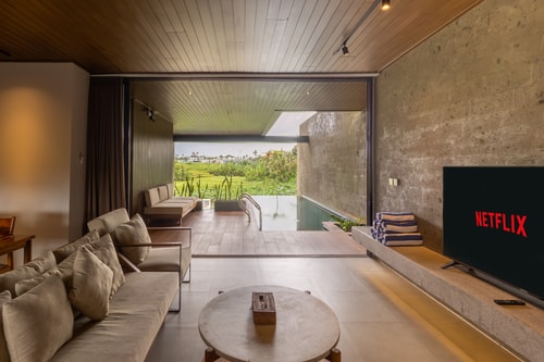 New 3BR Stunning Villa with Paddy View Canggu