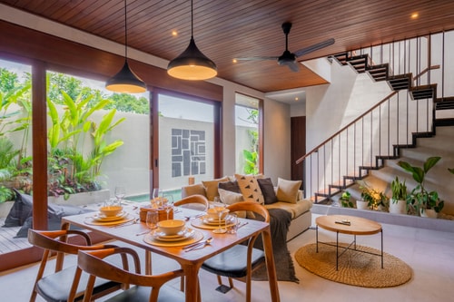 Sleek & Stylish Modern Villa – 5mins to the Beach! 0 Bali Real Estate