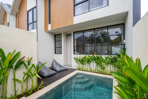 2BR Beachtown Villa | Pool & Near Finns Beach Club