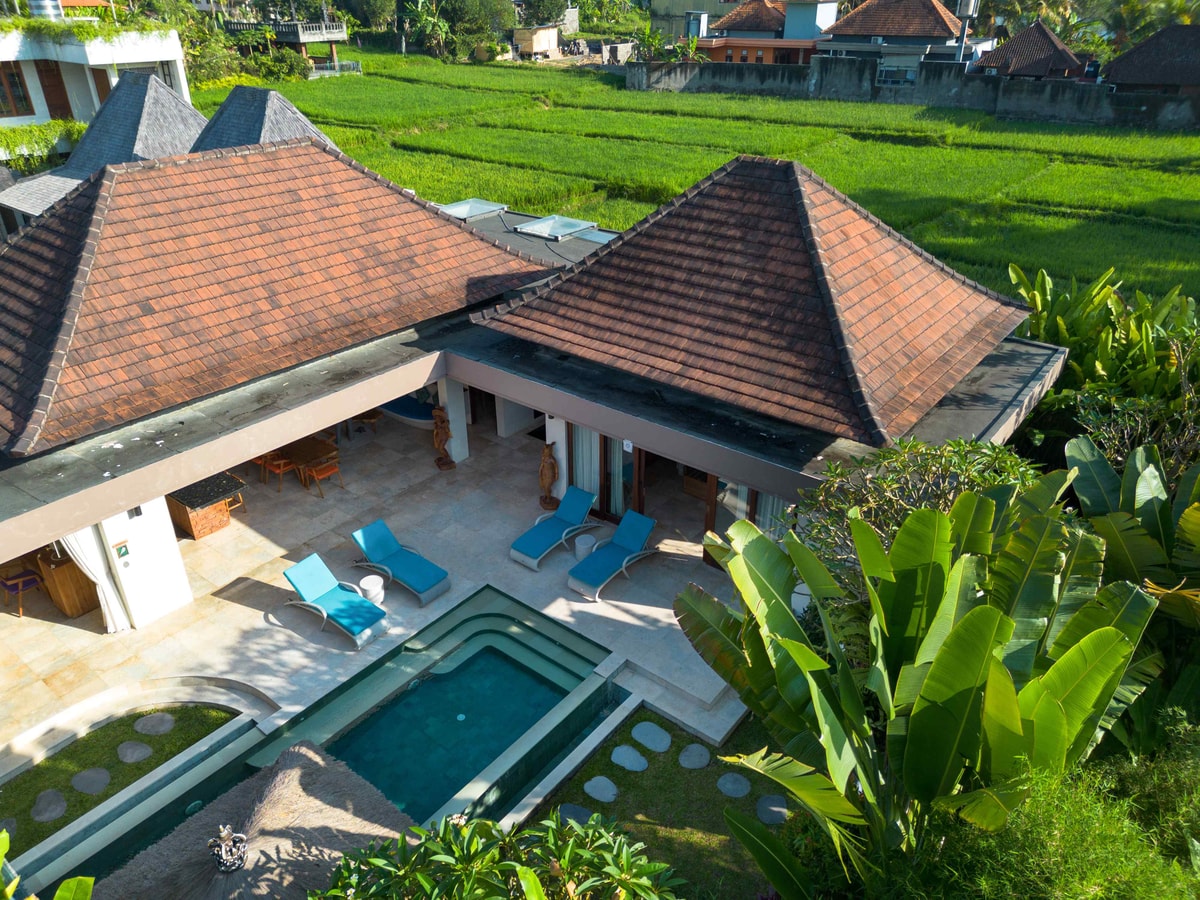 3 Bedrooms Luxury Greenery Home in Ubud