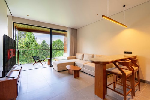 Novo 3.3 - Studio with Jungle View Balcony, Ubud
