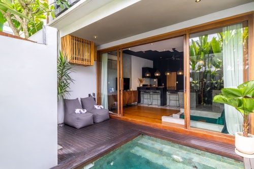 Chic 1BR Villa | Pool & Near Berawa Beach