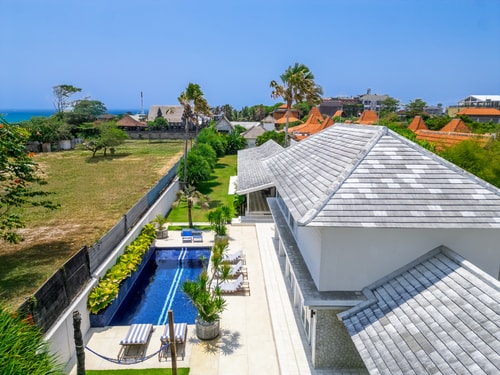 Beachfront 5BR Villa w/ Pool, Rooftop & Ocean View 47 Betterplace (Formerly Bnbprofits)