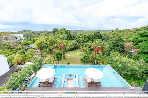 KaliBali - 5BR with Gym and Mini Golf, Uluwatu