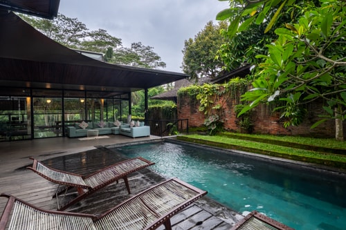 Luxury 4BR Glass Castle Ubud with Private Pool