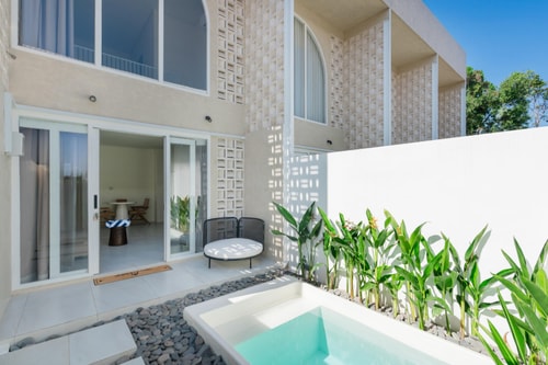 Mendi - Private Pool Villa, Near Nyang-nyang Beach