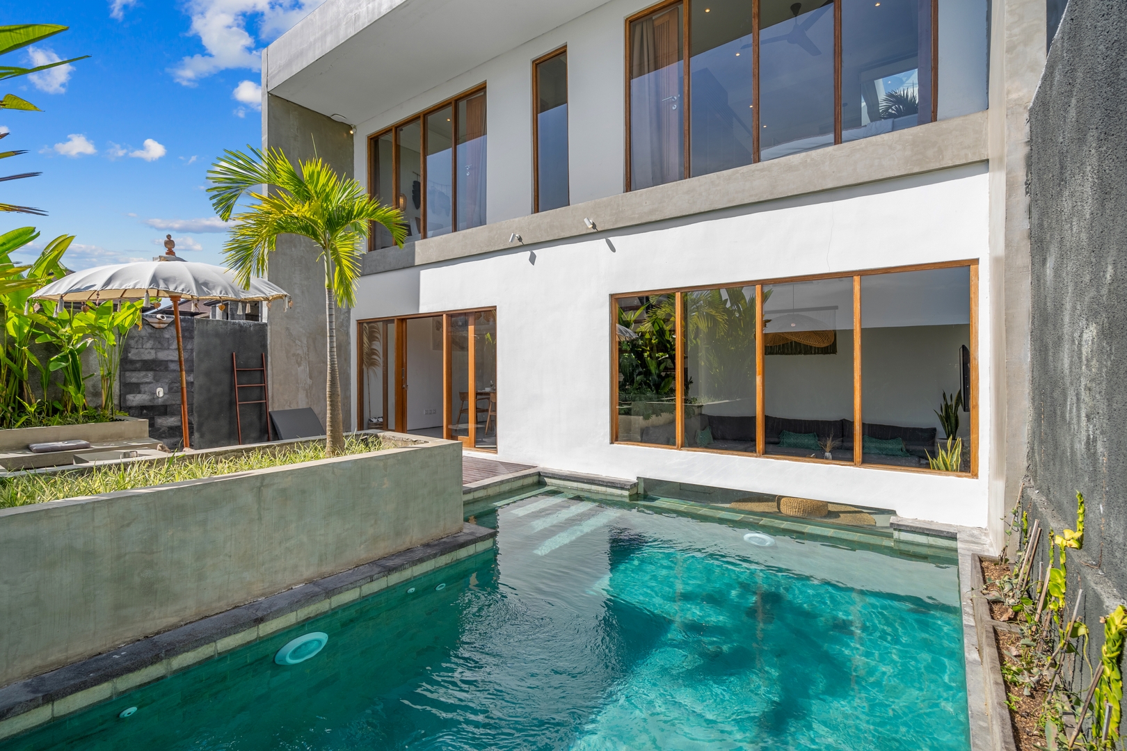 Tropical Modern 2BR Villa: Pool & Panoramic Views