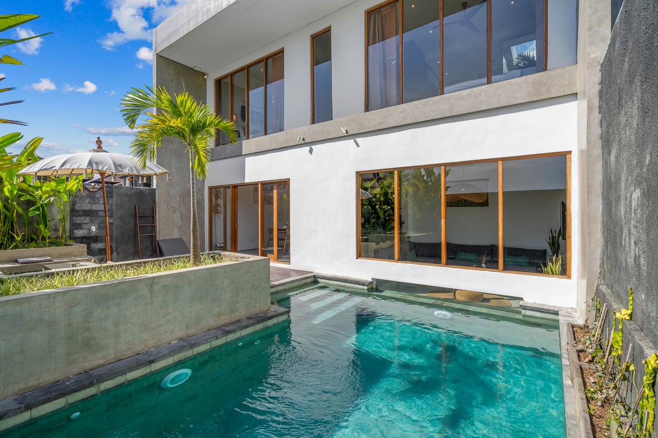 Bali Tropical Getaway Villa in the heart of Canggu Bali Real Estate